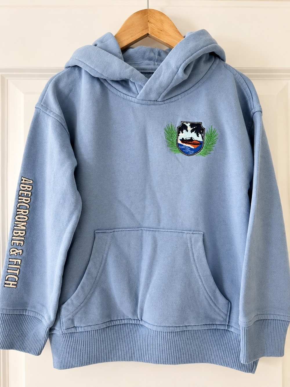 Abercrombie Kids 5/6 Relaxed Fit Blue Speedboat Graphic Hoodie Sweatshirt